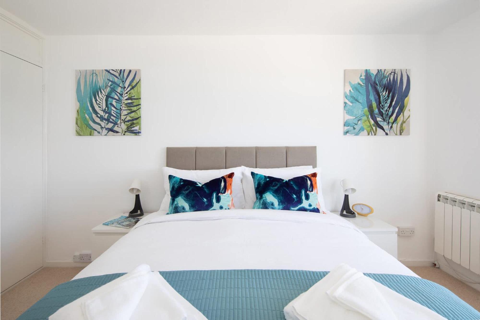 High-End Beachfront Getaway Sea View King Bed إيست ويترينج المظهر الخارجي الصورة
