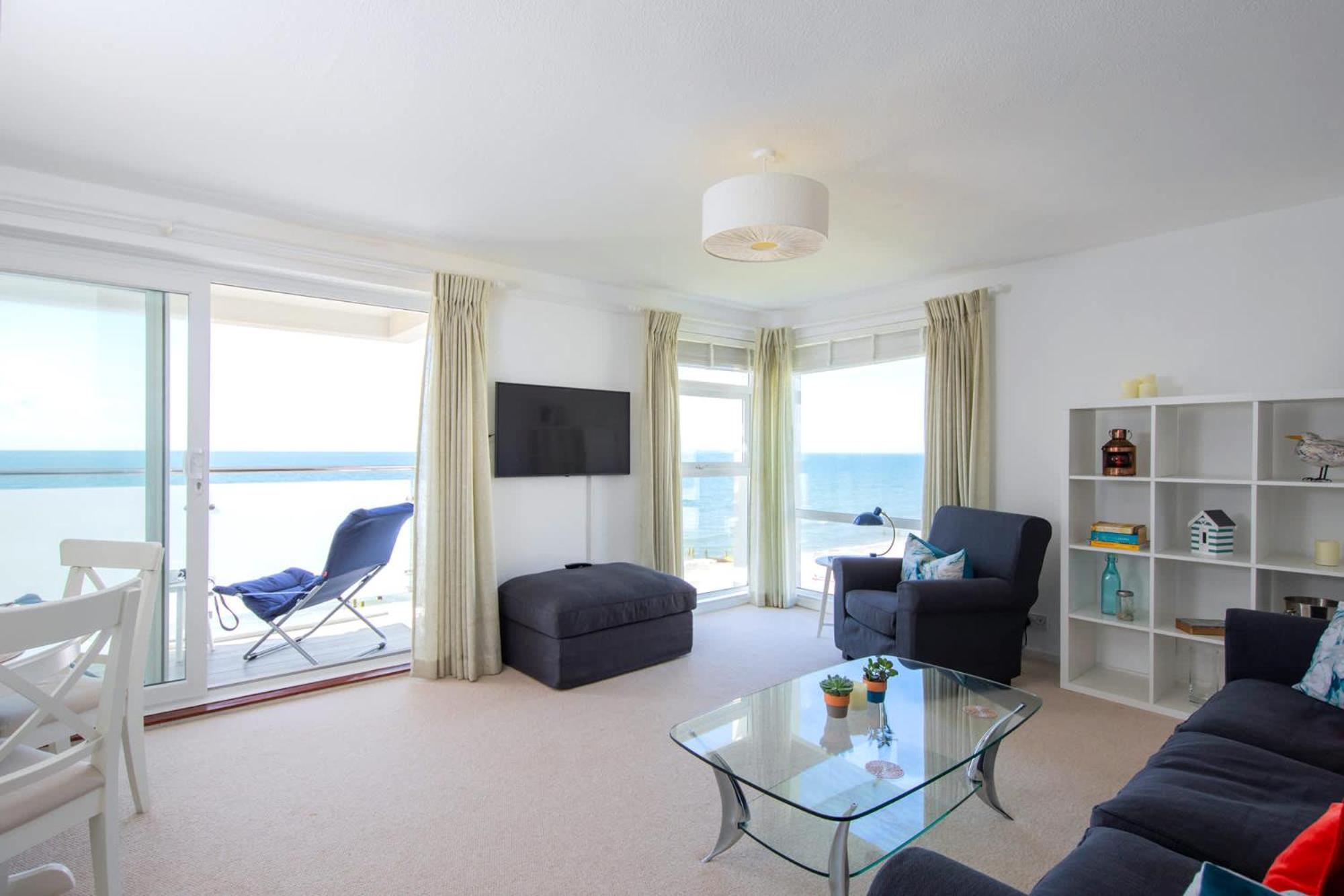 High-End Beachfront Getaway Sea View King Bed إيست ويترينج المظهر الخارجي الصورة
